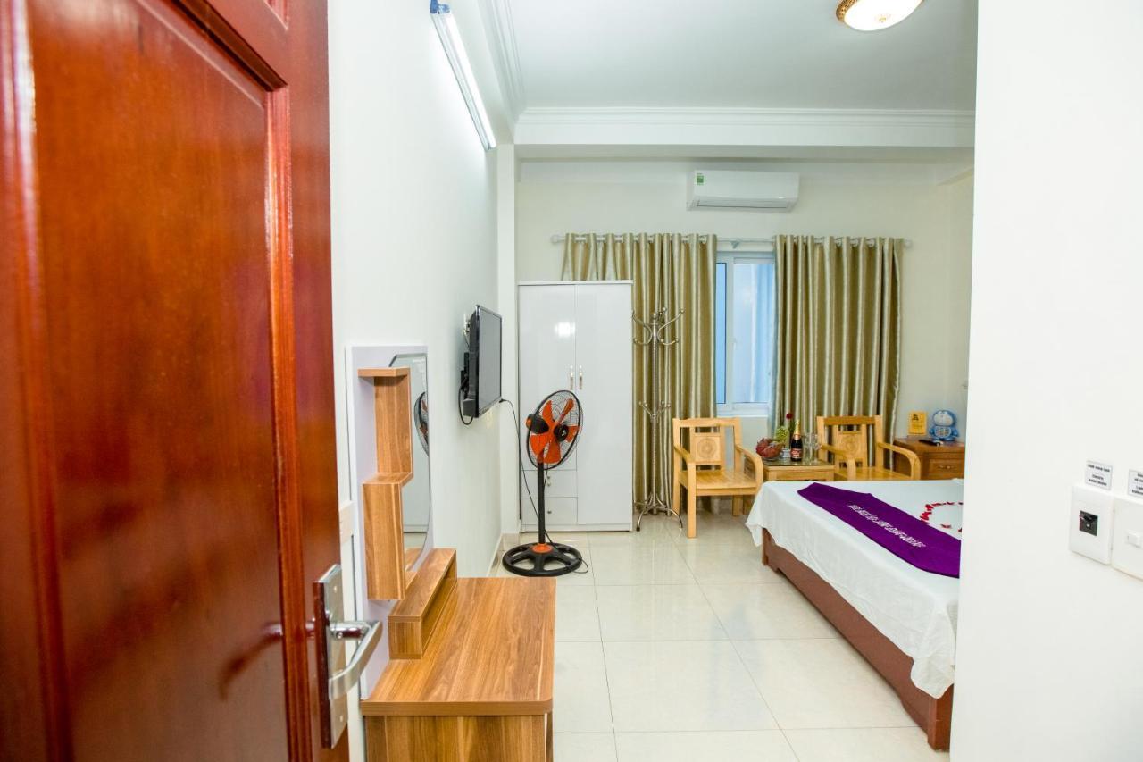 Dang Quang Guesthouse Ha Long Esterno foto