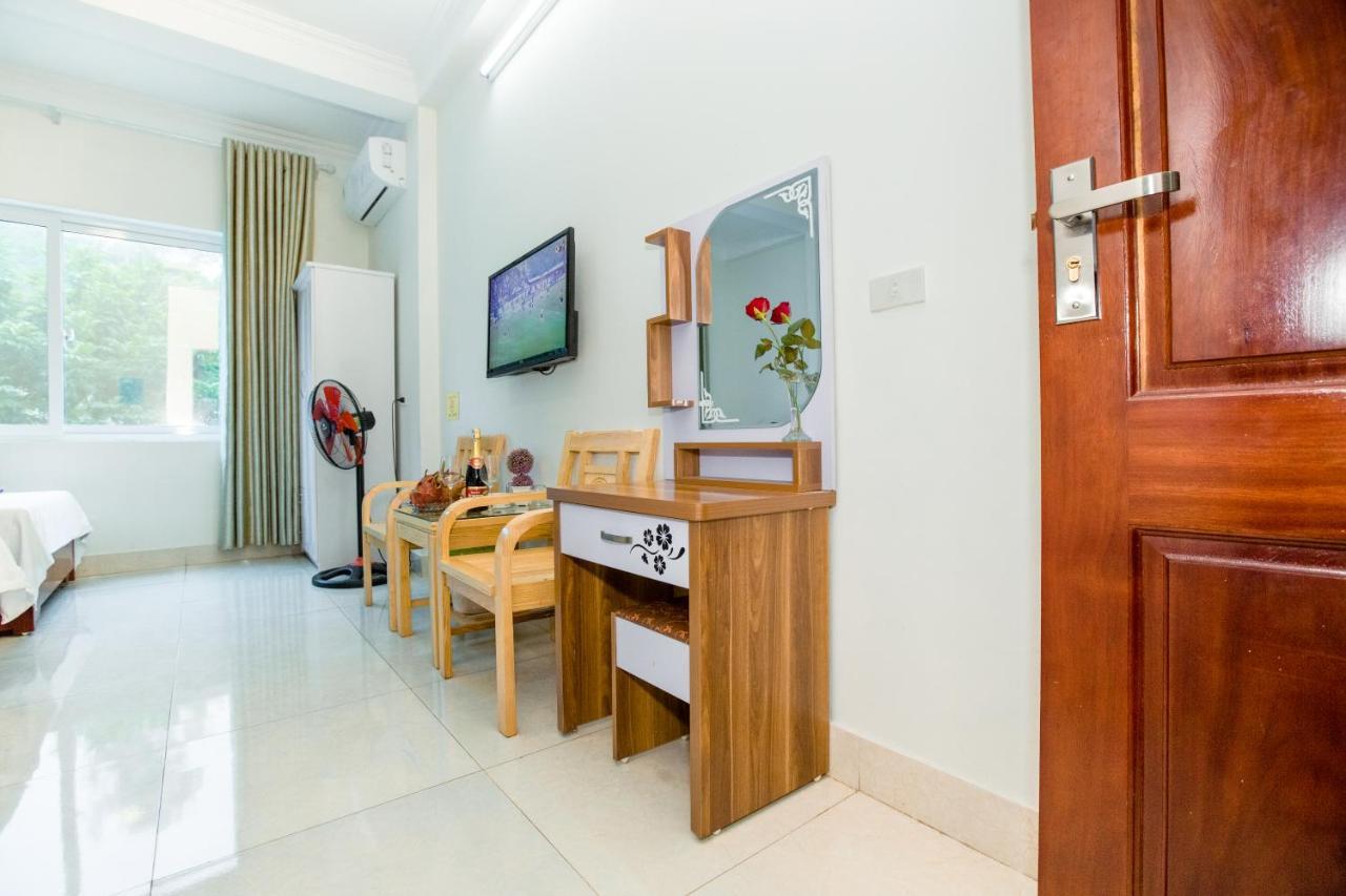 Dang Quang Guesthouse Ha Long Esterno foto